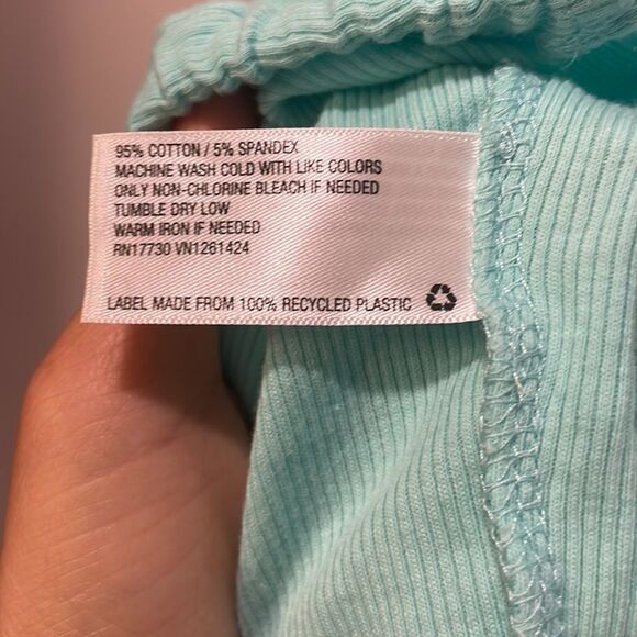 Nwot Wild Fable woman’s aqua green open back crop tee shirt - Picture 10 of 11